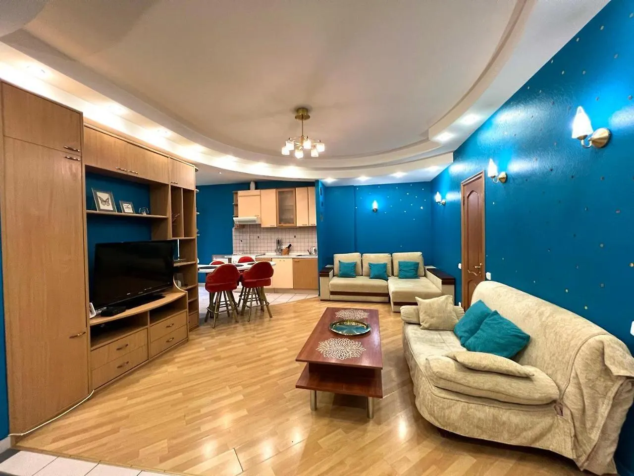Apartment In Kreschatik 키예프 0*,  우크라이나