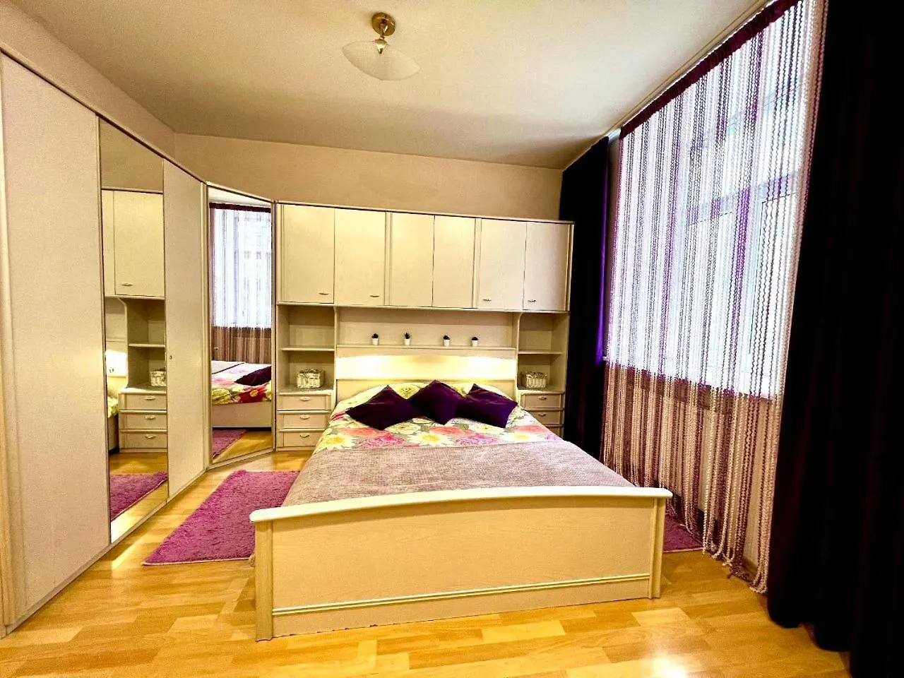 Apartment In Kreschatik 키예프
